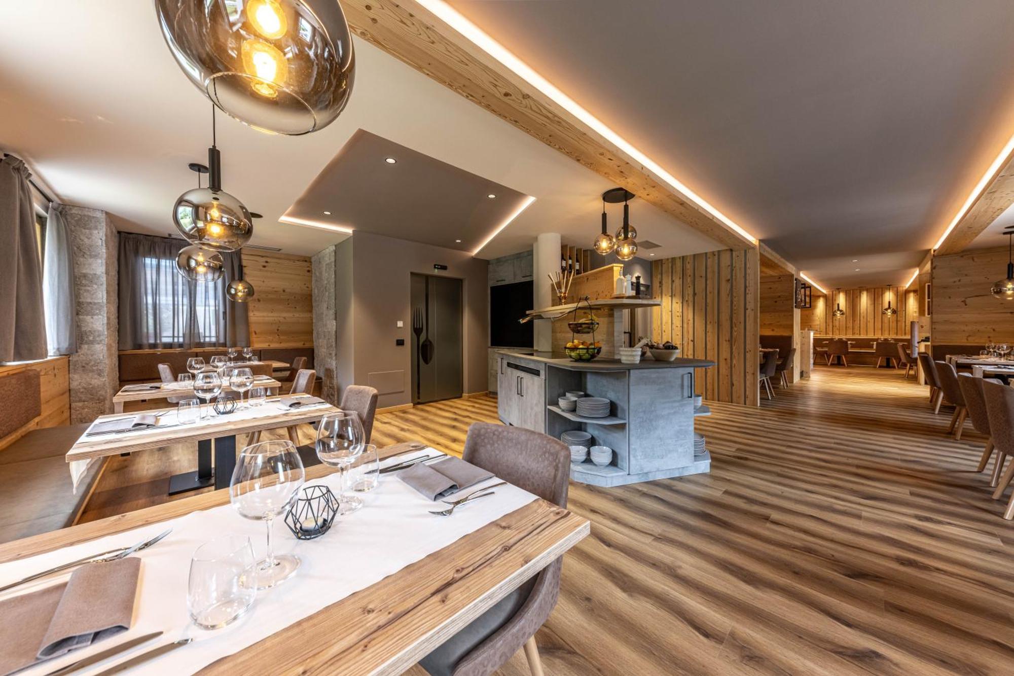 Hotel Laste' Caldes Εξωτερικό φωτογραφία