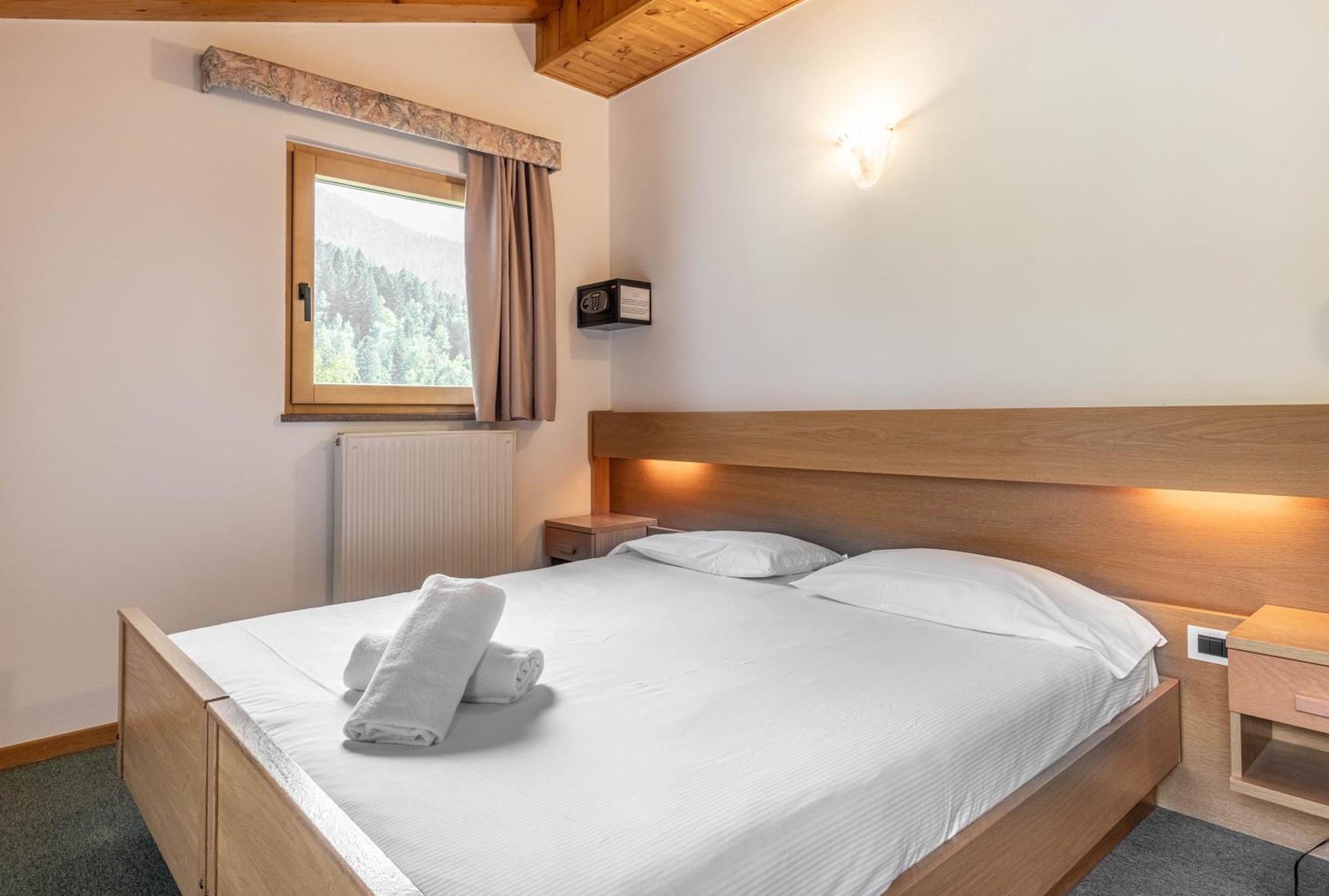 Hotel Laste' Caldes Εξωτερικό φωτογραφία