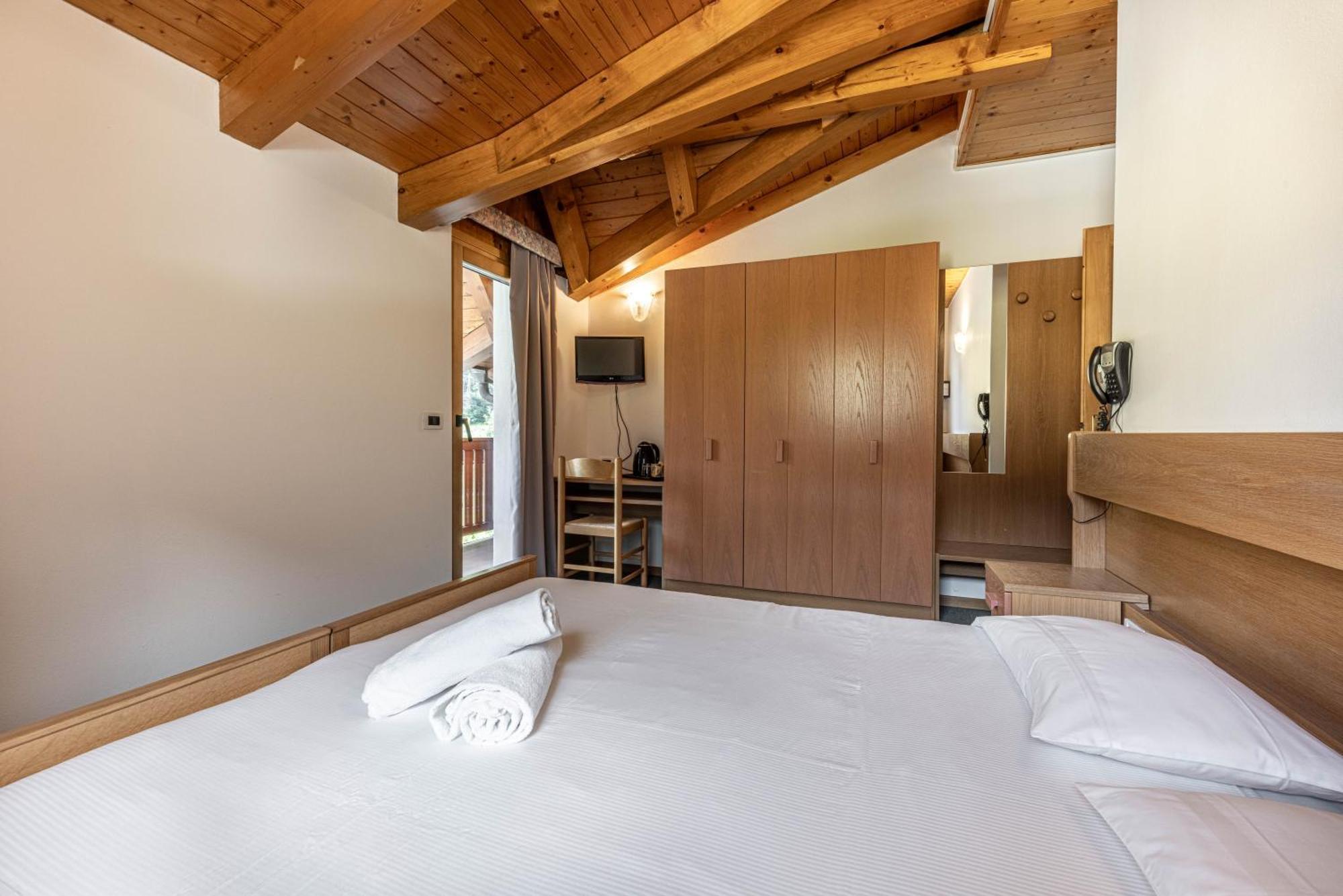 Hotel Laste' Caldes Εξωτερικό φωτογραφία